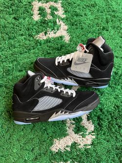 Jordan 5s Metallics Reimagined size 10 Men