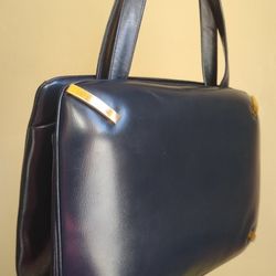 Beautiful Vintage Smooth Genuine Leather Purse