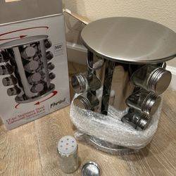 New 17pc Stainless Steel Carousel Spice Rack with Glass Jars