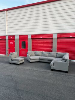 Gray Sectional Couch with Chair