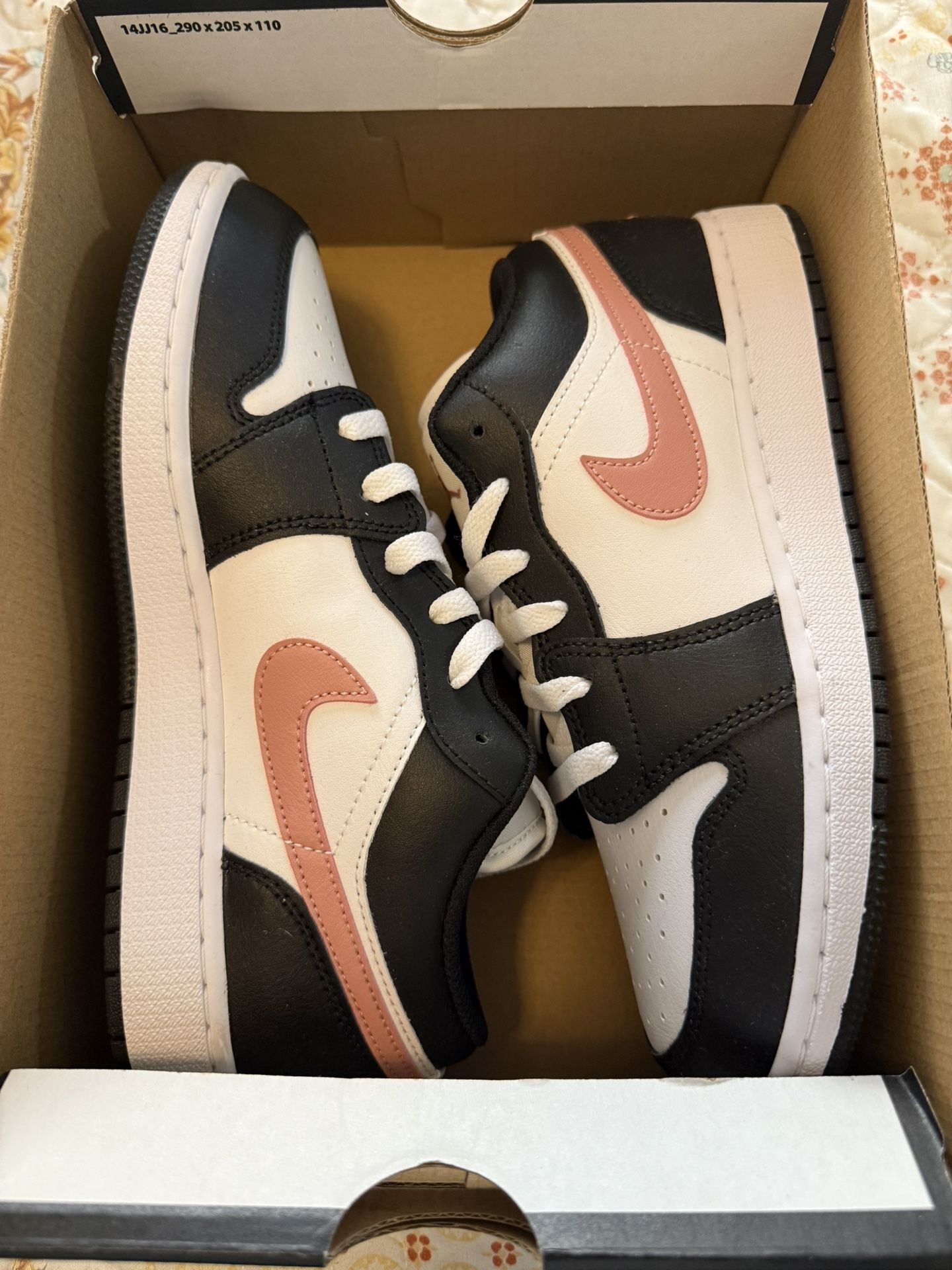 Air Jordan 1 Low Size 6.5Y