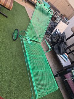 $200 VINTAGE LOUNGE CHAIR GREAT CONDITION