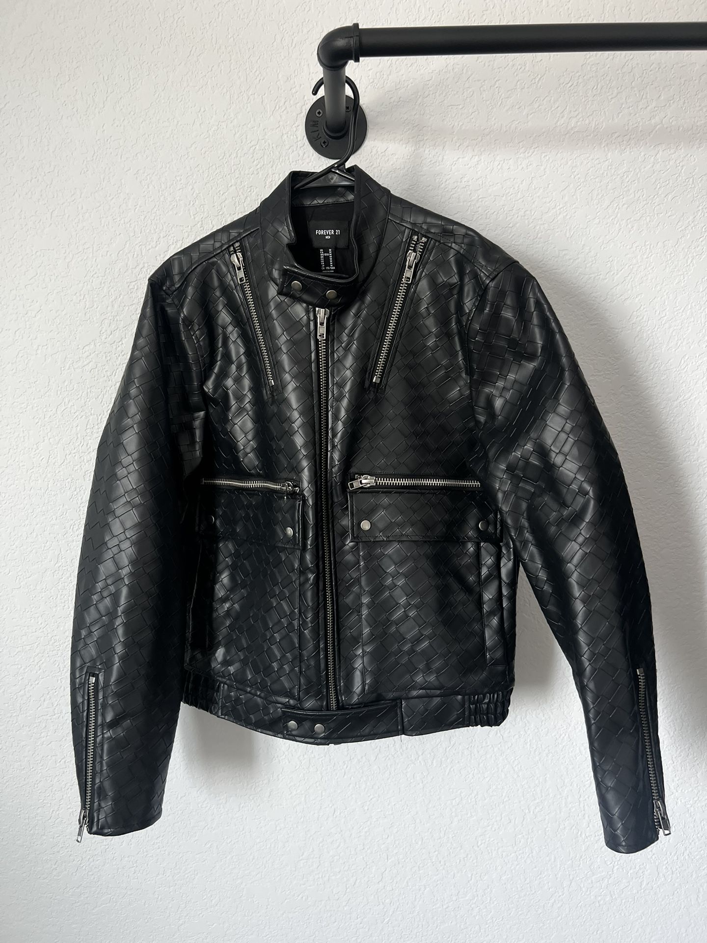 Men’s Leather Jacket