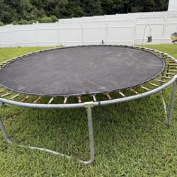 Trampoline