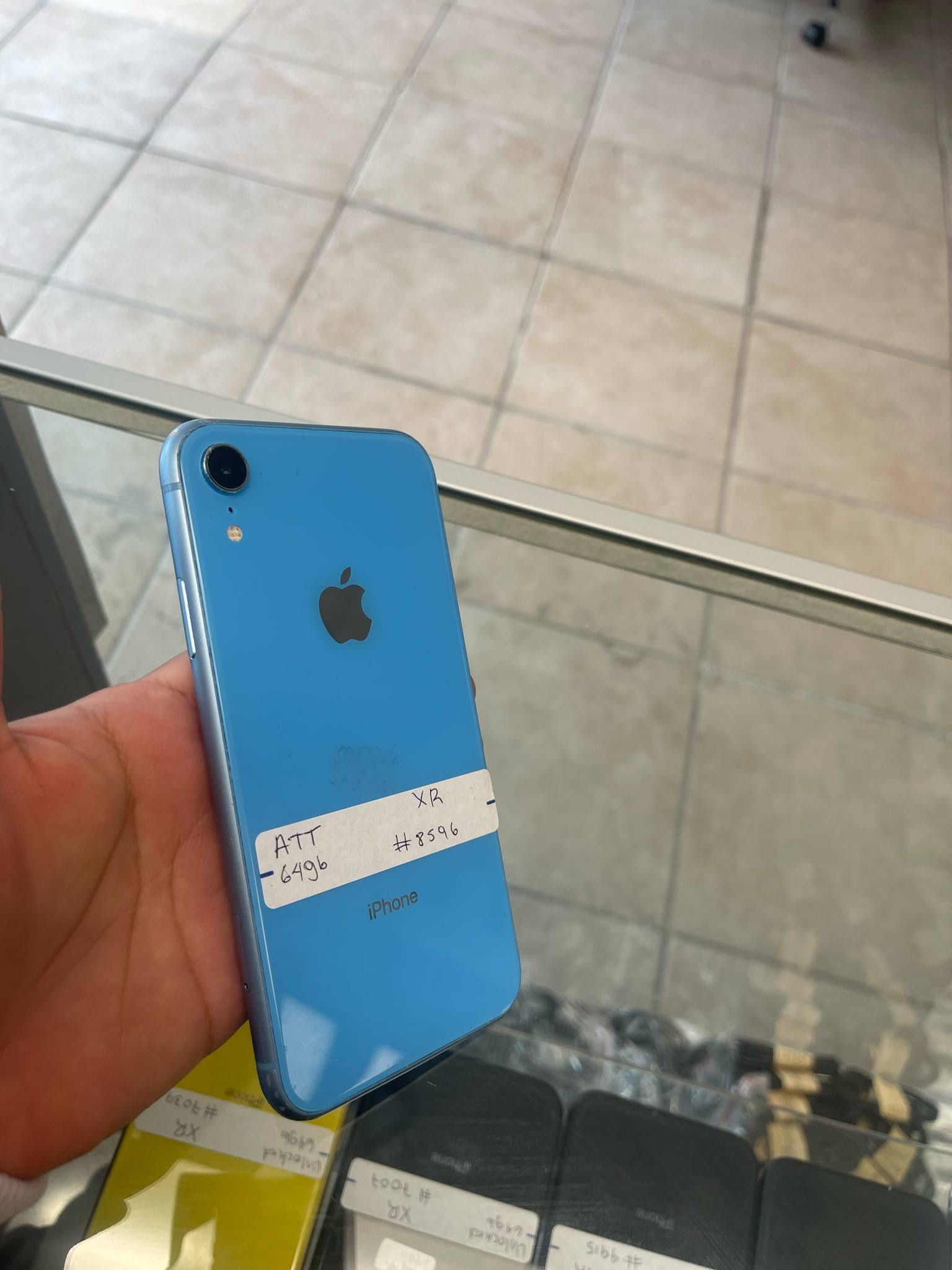 iPhone XR