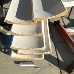 Crown Molding.   16 Feet Long. 5 1/2 Wide. 