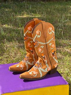New gringo ladies cow girl floral boots 6.5