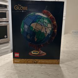 LEGO The Globe #21332