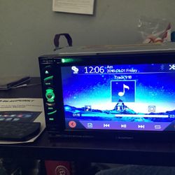 New Blaupunkt Double Din Multimedia Player