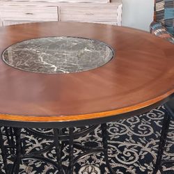 Wooden Dining Table And 4 Chair's 