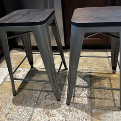 24" Stackable Metal Backless Bar Stools with Wood Seat