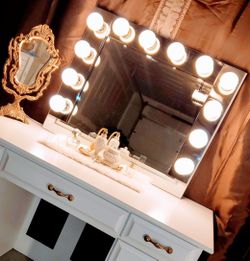 Hollywood Vanity Mirror with Lights, Lighted Makeup Mirror for your Vanity desk,