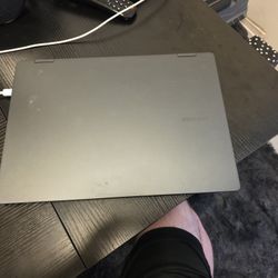 Samsung Ultra Book 4 