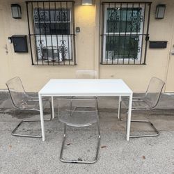 White Dining Table With 4 Chairs 