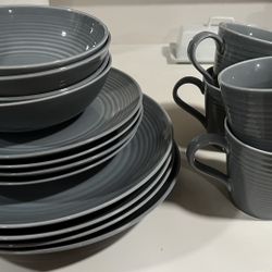 Gordon Ramsey Dinnerware Set