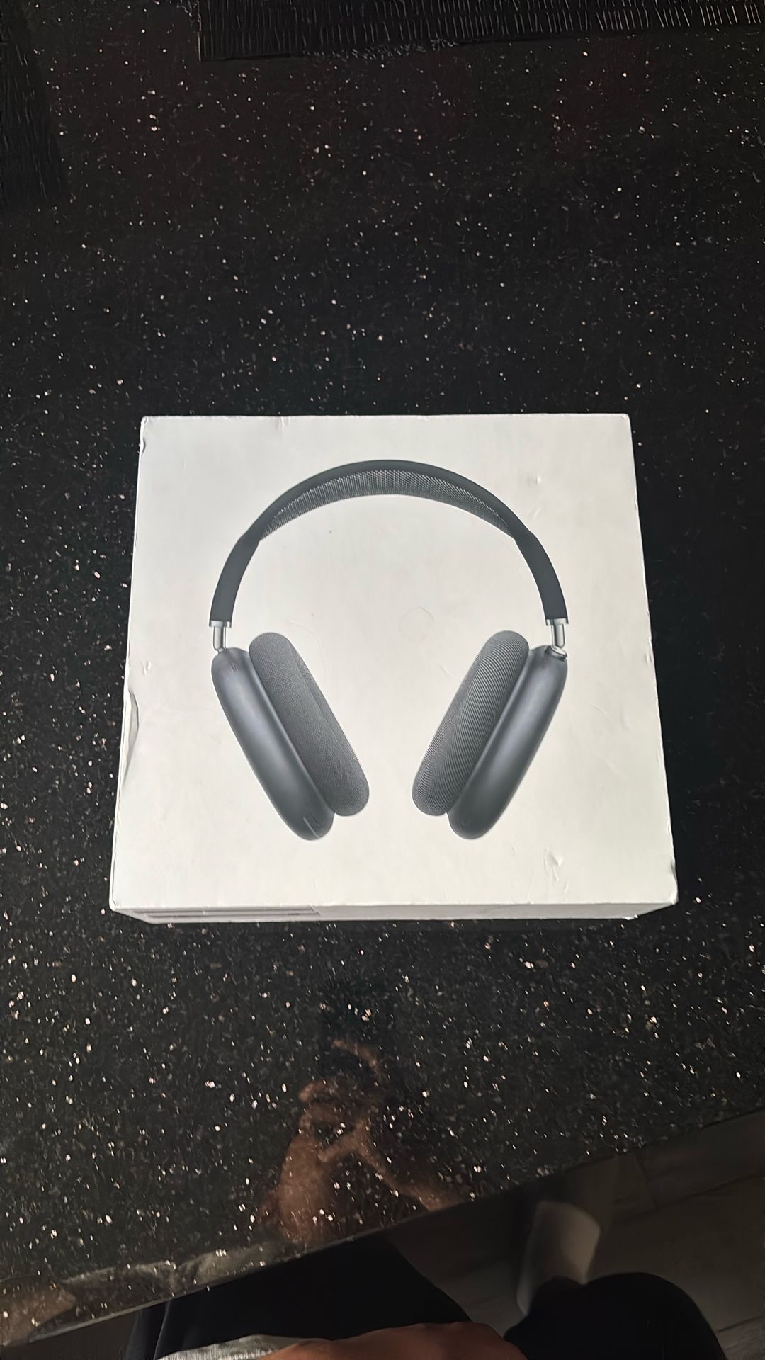 AirPod Max Used