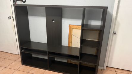 Entertainment TV Center