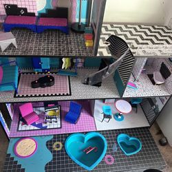 LOL DOLL HOUSE