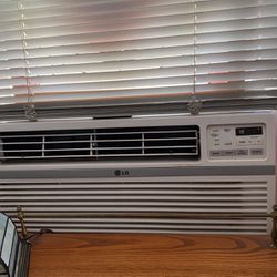 Window AC’s > Free for the taking
