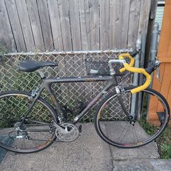 Trek 5200 Road Bike 54cm With Full Carbon Fiber Frame For Pickup In And Around The Bridesburg Neighborhood In Philly 