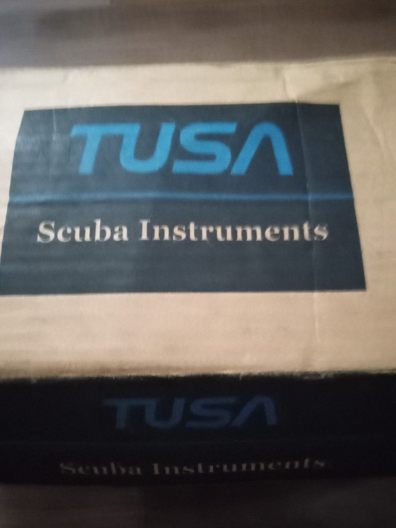 Tusa Scuba Gear 