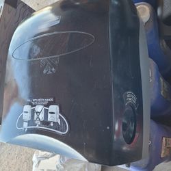 PAPER TOWEL DISPENSER