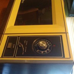 Microwave 1500 Watt Asking 100 Or Best Offer