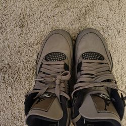 Jordan 4