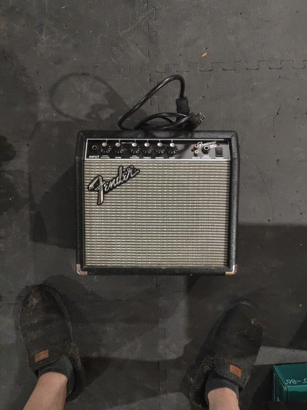 Fender Frontman 15G Guitar Amplifier