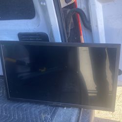 24 inches Insignia tv