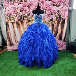 Quinceñera Dress (Royal Blue)