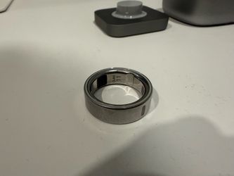 Oura Ring Gen 4 – Size 11 in Brushed Silver