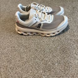 On Cloudvista 2 women’s tennis shoes size 7
