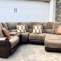 Stylish Comfort Reclining Sectional - Nailhead Trim