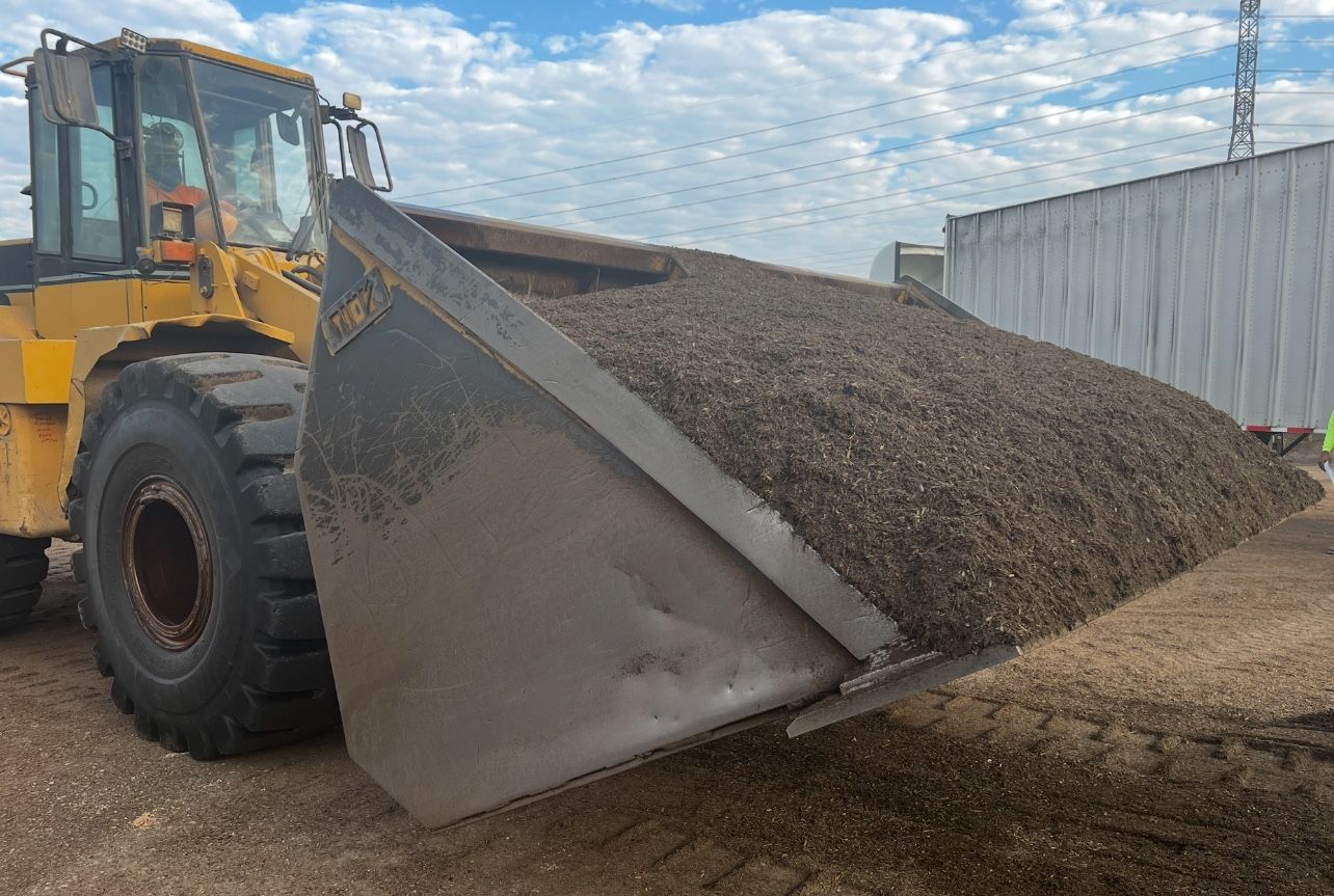 Bulk Compost & Custom Potting Soils