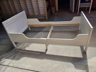 Twin bed