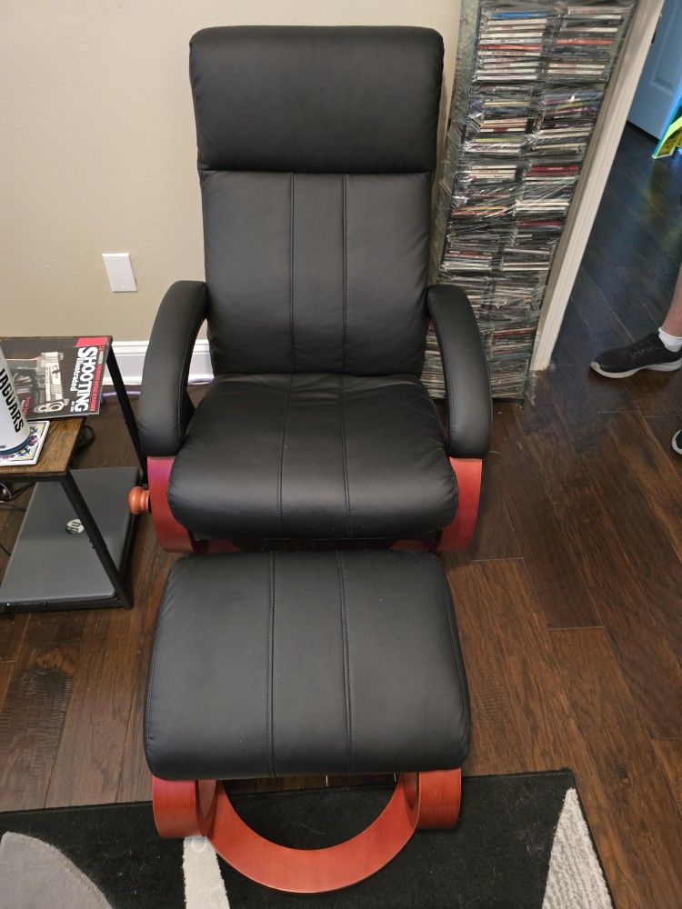 Reclining & Massaging Chair With Ottoman