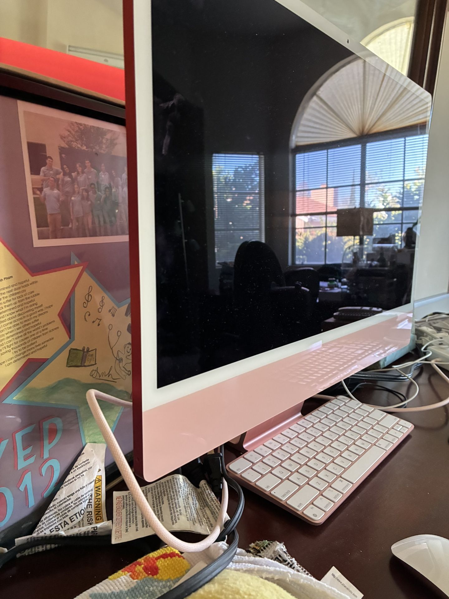 iMac M3 2024, apple key board, magic mouse 