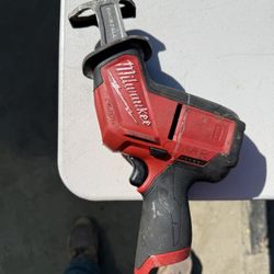 Milwaukee  m12 Hackzall