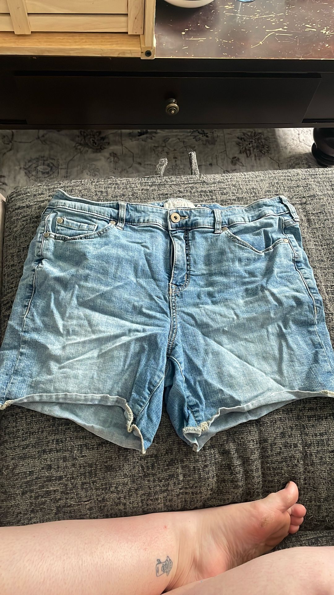 Torrid Size 16 Denim Shorts