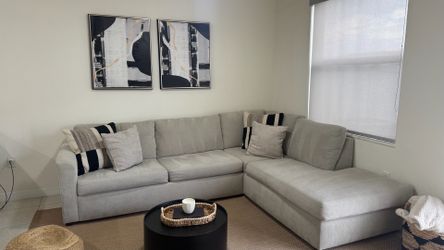 Light Gray Fabric Sectional Sofa with Chaise