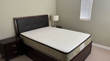 Queen Bedroom set under-bed drawers  2 night stands