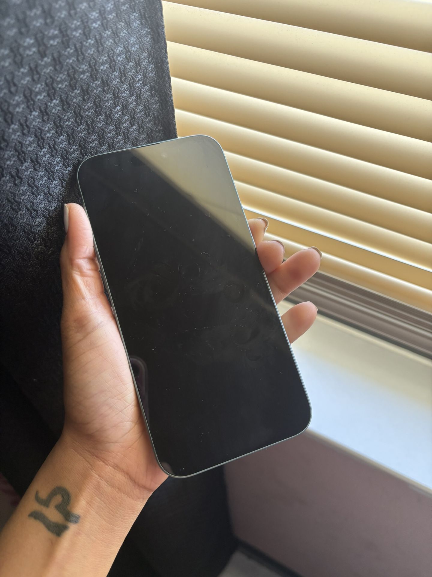 iPhone 16 Plus