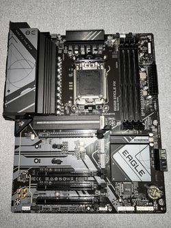 (Cpu Pin Missing) Gigabyte B650 Eagle AX Gaming Motherboard - AM5 / DDR5 / WiFi 6 / PCle 5.0