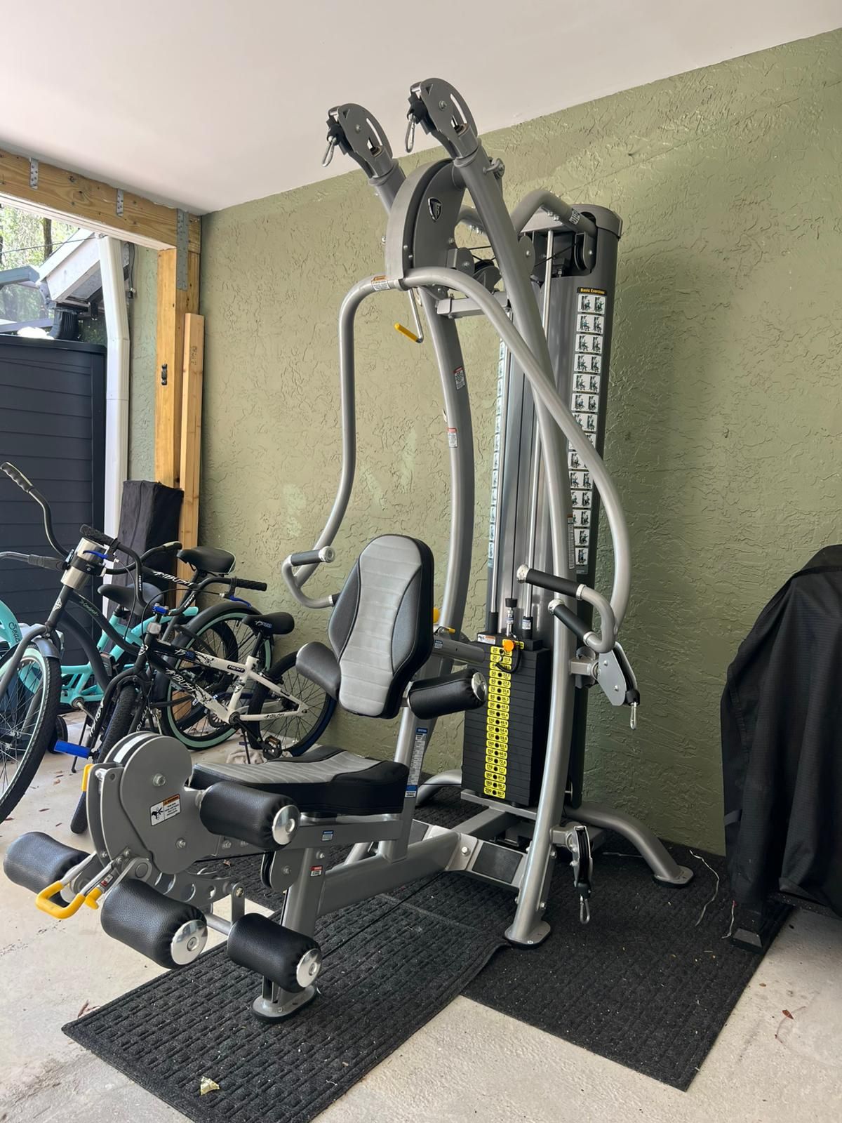 TuffStuff Hybrid Home Gym (SXT-550)