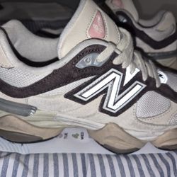 New Balance 9060 Sneakers