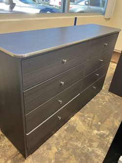 Dresser 8 drawers