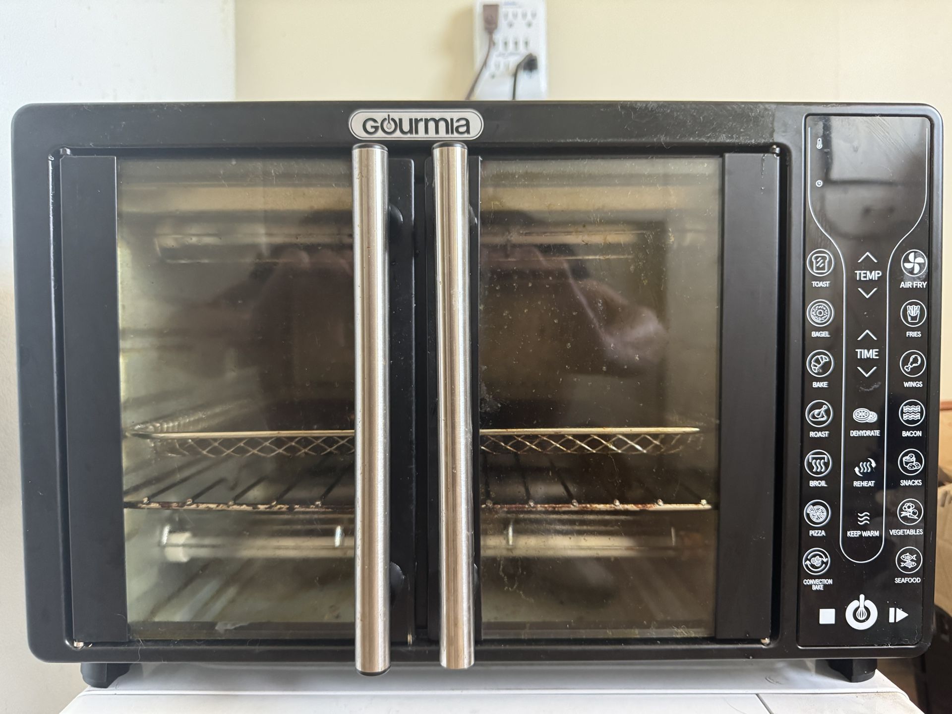 Gourmia Digital French Door Air Fryer Toaster Oven