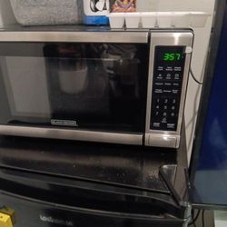 BLACK&DECKER MICROWAVE