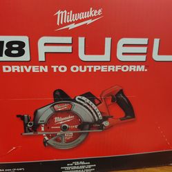 Milwaukee fuel rear handle saw tool only